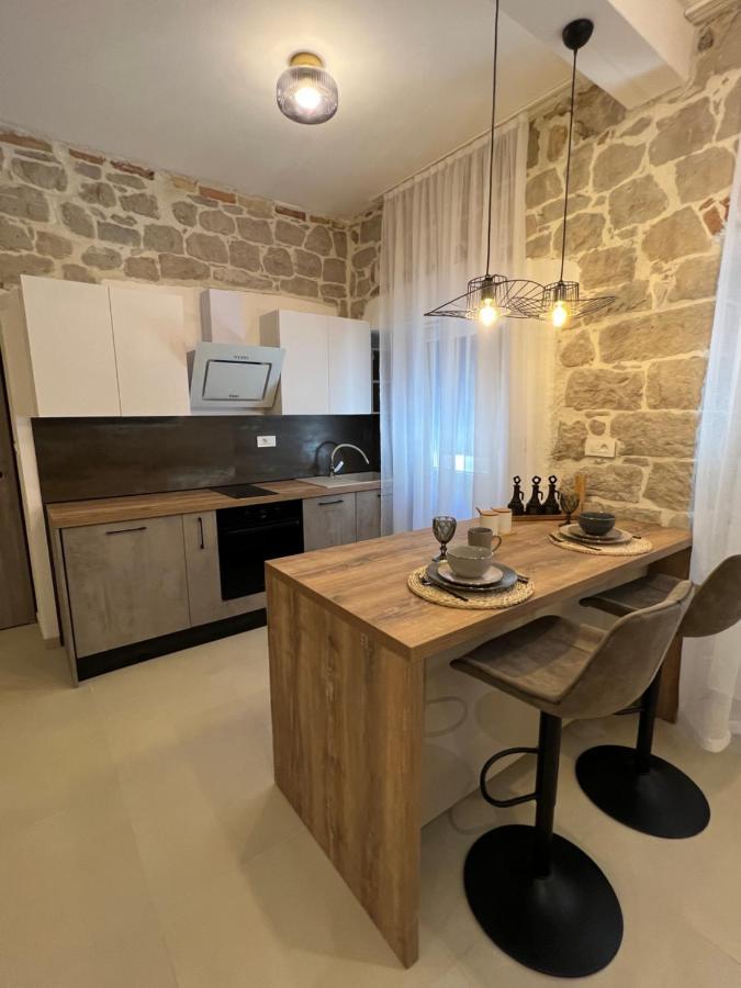 Apartment Place Spalato Esterno foto
